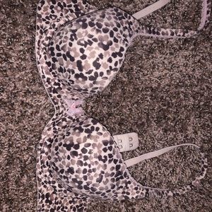 Victoria secret bra 32B